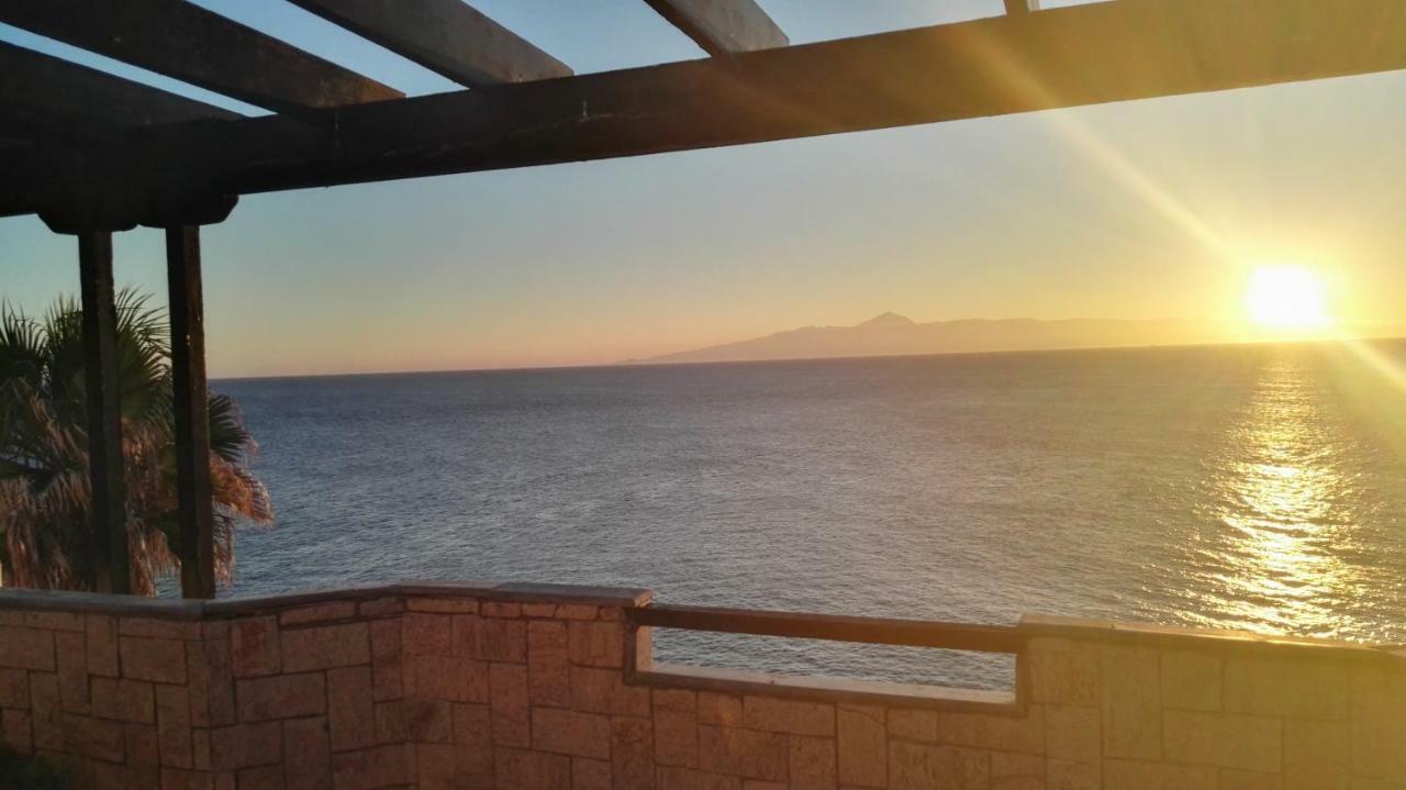 Apartamento Faro de Sardina Galdar Bagian luar foto